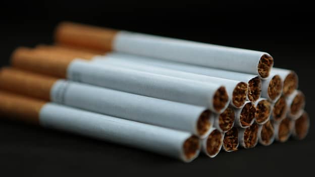 新西兰正在考虑对18岁以下的人终身禁烟