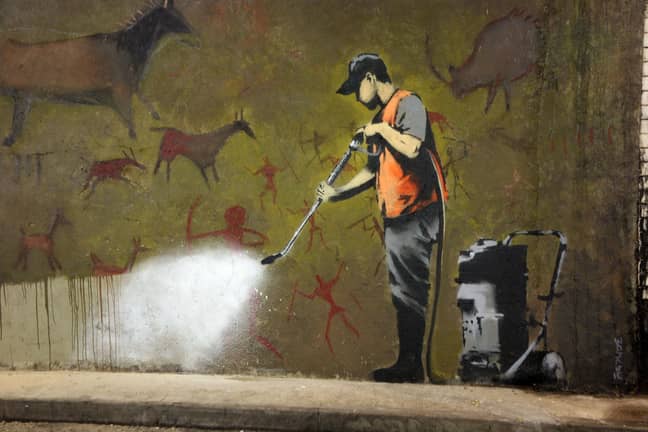 Banksy的标志性“洞穴绘画”，2008年。信贷：Alamy