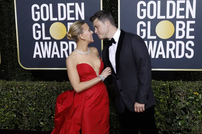 斯嘉丽·约翰逊（Scarlett Johansson）和科林·乔斯特（Colin Jost）在2021年在金球奖（The Golden Gobles）。（信用：PA）