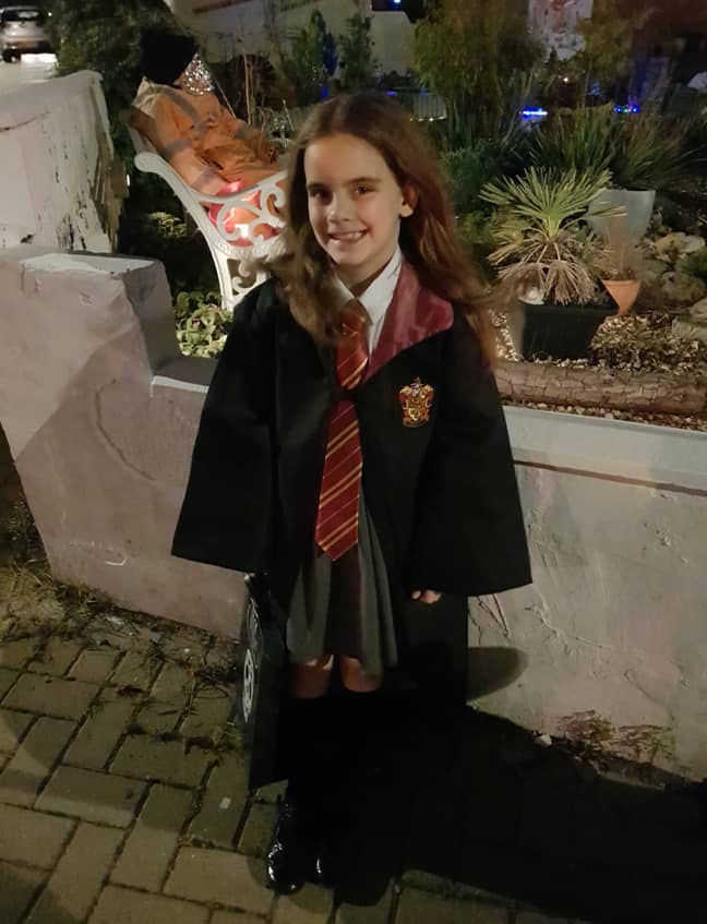 九岁的艾米·艾伦（Emmie Allan）看起来很像哈利·波特（Harry Potter）明星艾玛·沃特森（Emma Watson）陌生人阻止她在街上。信用：肯尼迪新闻和媒体必威杯足球