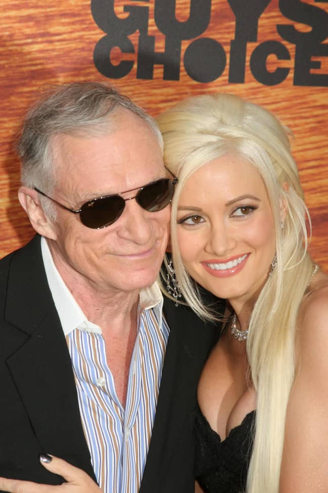 休·赫夫纳（Hugh Hefner）和霍莉·麦迪逊（Holly Madison）在一起。信用：Alamy