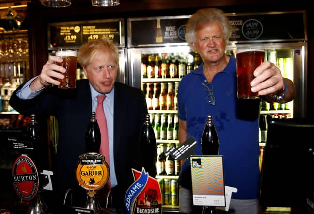 马丁和鲍里斯·约翰逊（Boris Johnson）一起，尽管他偶尔批评总理。信用：Alamy
