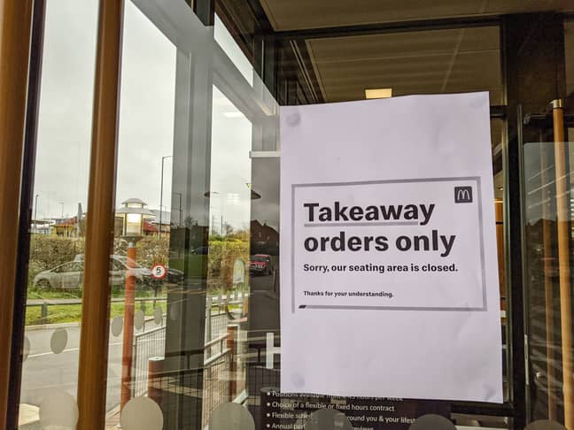 麦当劳从周三开始提供了一项外卖和驱动器服务，但现在英国和爱尔兰的所有渠道都将关闭。信用：PA