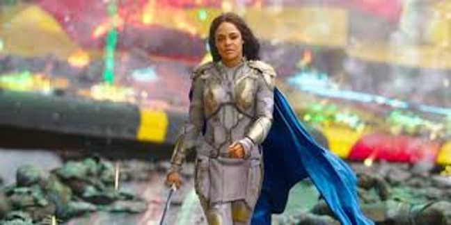 苔丝·汤普森（Tess Thompson）在雷神（Thor）中为女武神（Valkyrie）：ragnarok。图片来源：奇迹