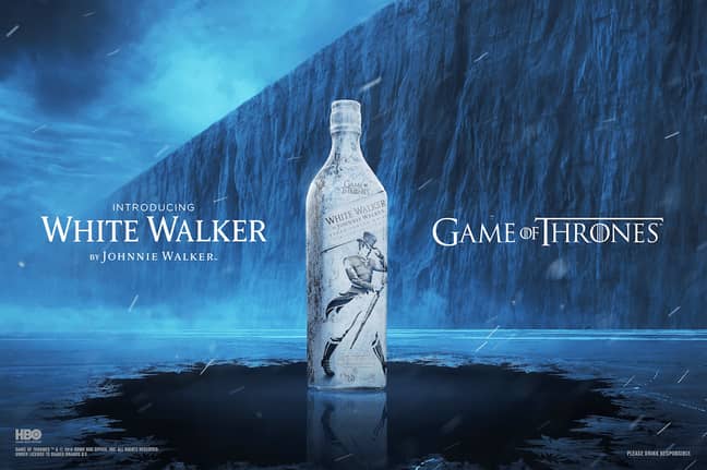 现在那是一个不错的瓶子。学分：Johnnie Walker/HBO/权力游戏“width=