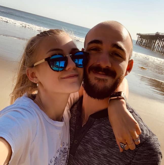 Gabby Petito和未婚夫Brian Laundrie。学分：Instagram/@gabspetito