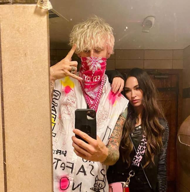 学分：Instagram/@MachineGunkelly