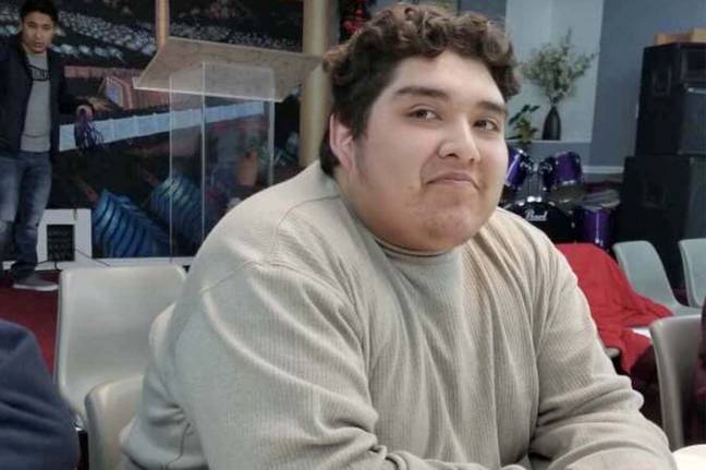 21岁的亚历克斯·阿科斯塔（Alex Acosta）是阿斯特罗（Astroworld）悲剧中的另一个受害者。信用：家庭讲义