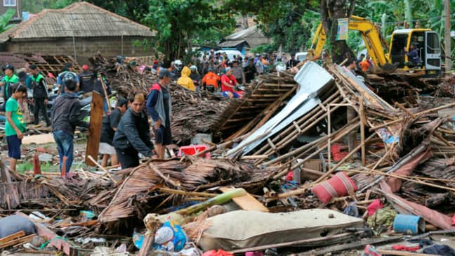 海啸有许多家庭和建筑物被扁平或严重损坏。信用：PA