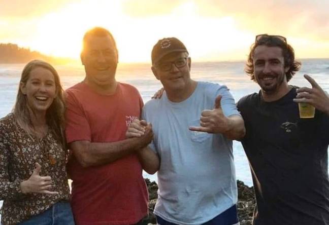 记者本·唐尼（Ben Downie）在夏威夷度假的总理度假照片。学分：ben_downie/twitter