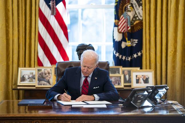 Joe Biden设定为签署一项逆转唐纳德特朗普的抗衰流政策的行政命令。信用：PA