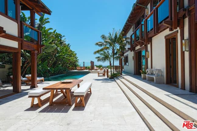 Pierce Brosnan的Malibu Home（图片信用：Realtor.com）