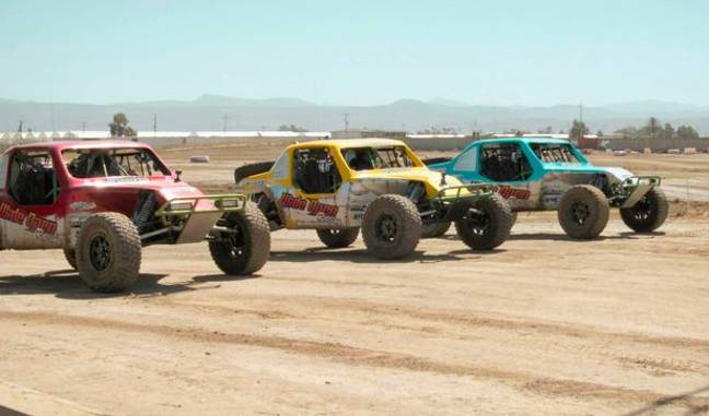 GONO，GORDON和FRED正在参加沙丘车辆比赛。信用：ITV