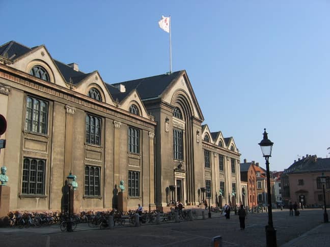 哥本哈根大学。学分：MRBPRINTS（Wikimedia Commons）