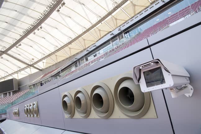 Doha的Khalifa International Stadium的巨大户外冷却系统。信用：PA