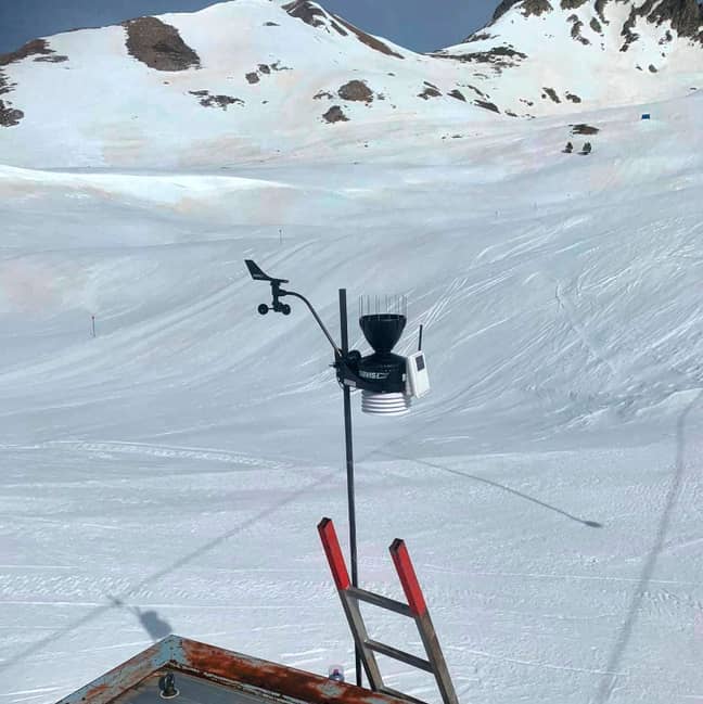 昨天（1月6日）记录了创纪录的温度的滑雪胜地。信用：newsf必威杯足球lash/@pnaltpirineu“width=