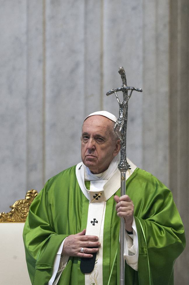 据报道，已在教皇的Instagram账户上启动了调查。信用：PA“width=