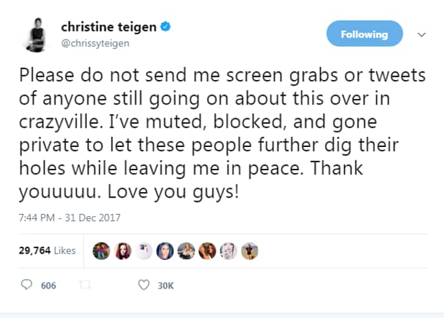 学分：Twitter/Chrissy Teigen
