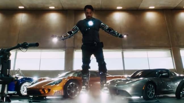托尼·史塔克（Tony Stark）又名钢铁侠（Iran Man）在电影中的西装上握住。信用：Marvel Studios