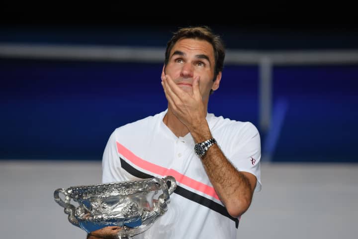 罗杰·费德勒（Roger Federer）向已故教练致敬