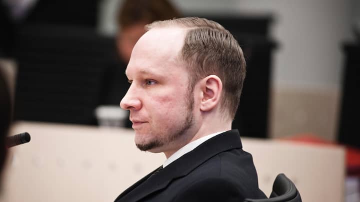 极右翼恐怖分子安德斯·布雷维克（Anders Breivik）将在服刑一半后今天尝试假释