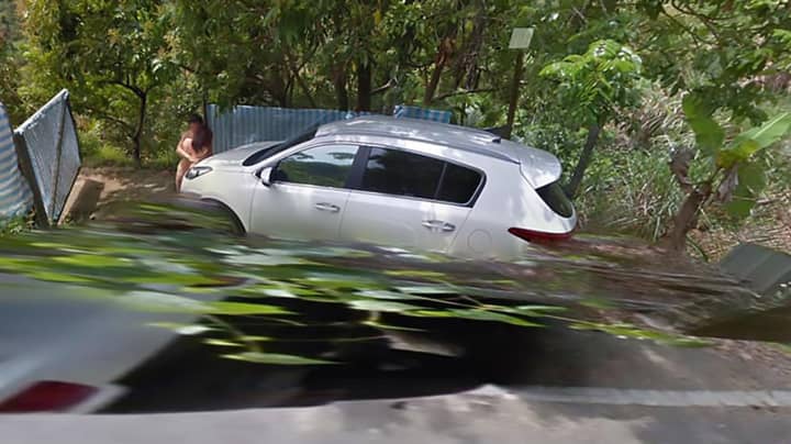 Google Map Car Shaps Naked夫妇做了一点山上的骑