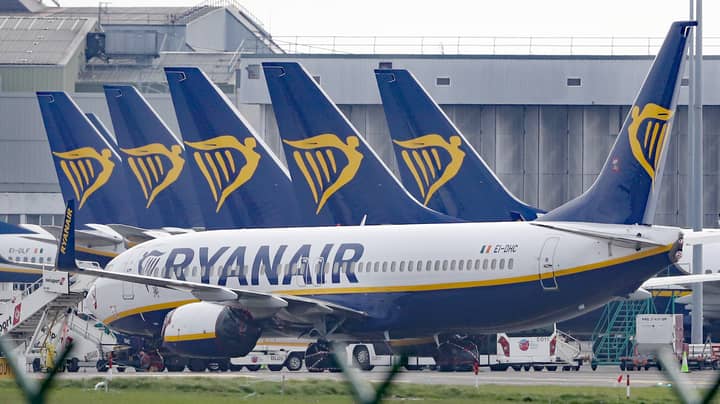 Ryanair的客户告诉等到冠状病毒危机结束后再进行退款“width=