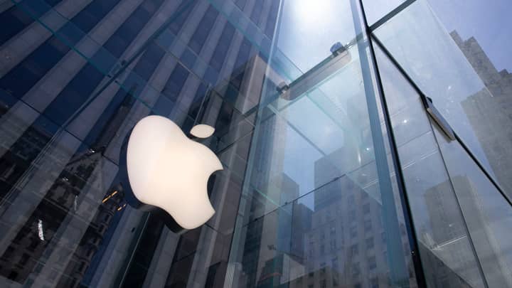 苹果成为第一家价值2万亿美元的美国公司