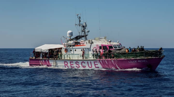 班克斯（Banksy）资助了一艘救援船，以帮助难民越过海洋“w一世dth=