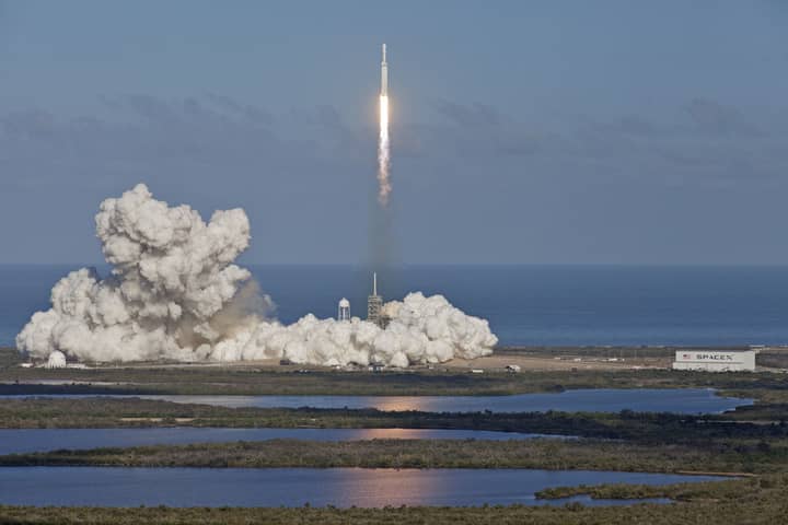 埃隆·马斯克（Elon Musk）计划推出测试卫星，以提供史诗般的全球互联网