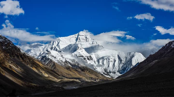 珠穆朗玛峰比以前想象的高几米