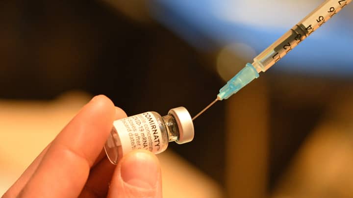 奥地利为未接种疫苗的人施加了全国性的锁定