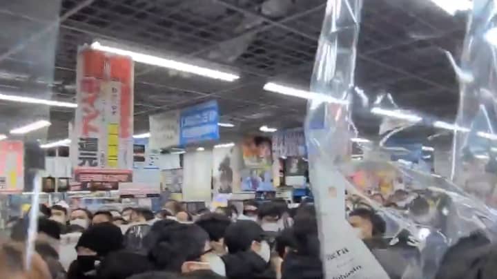 东京的PS5活动陷入混乱，作为购物者暴动以获取游戏机“width=