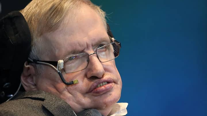 皇家薄荷发布50p硬币以纪念斯蒂芬·霍金（Stephen Hawking）“width=