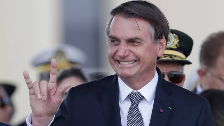 巴西总统在法国领导人向他道歉之前不接受国际亚马逊资金