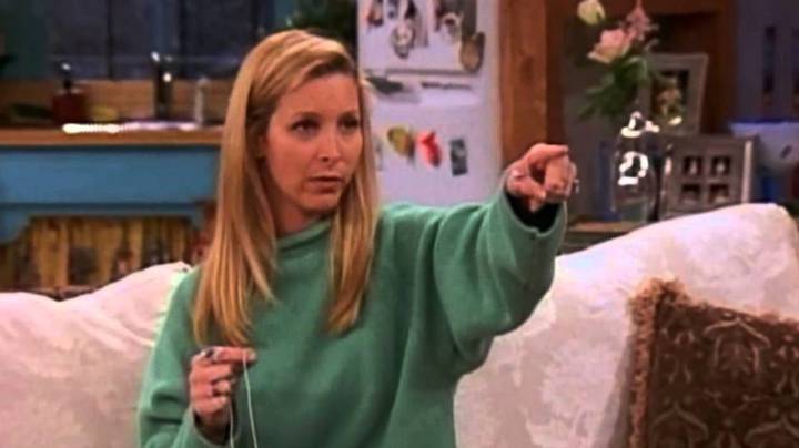 粉丝理论表明Phoebe来自“朋友”实际上是一个传送外星人