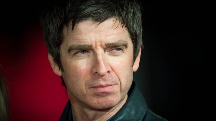 诺埃尔·加拉格尔(Noel Gallagher)秘密将“愤怒时不要回头”的利润捐给曼彻斯特慈善机构