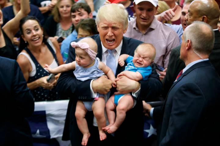 唐纳德·特朗普（Donald Trump）让婴儿哭泣，显然