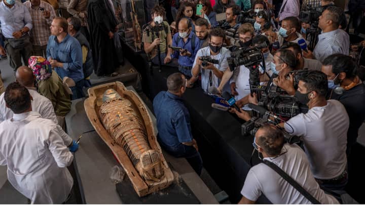 2500年来首次发掘了100多个埃及棺材“width=
