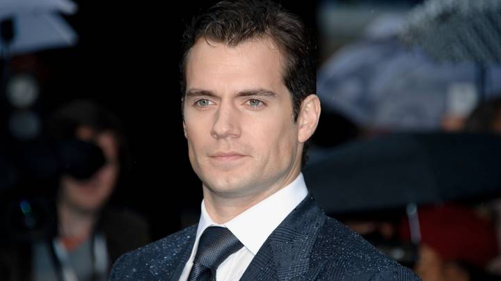 亨利·卡维尔（Henry Cavill）正在“梦想”出演一部真人战锤电影