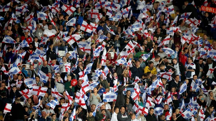 英格兰的球迷们很愿意参加2020年欧洲的资格旅行前往布拉格