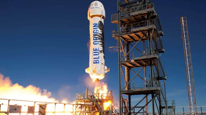 杰夫·贝佐斯（Jeff Bezos）想在四月之前将第一乘客飞入太空