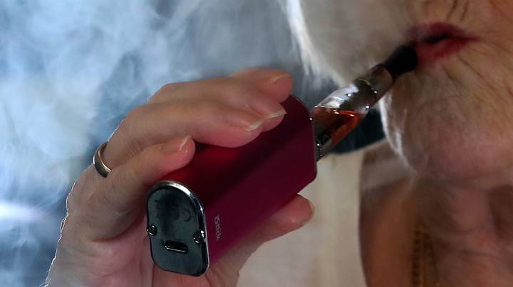 美国卫生官员称，由于VAPING造成的疾病，第一例患者已经死亡