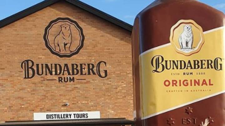 Bundaberg Rum Distillery正在帮助生产500,000瓶手工干扰器“width=