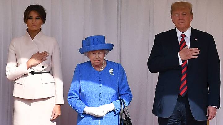 人们认为女王用她的珠宝选择狡猾地挖苦了唐纳德·特朗普