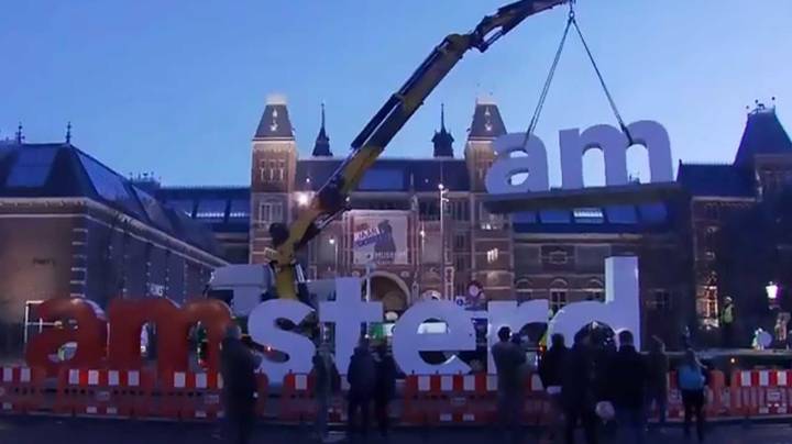 “我阿姆斯特丹”的标志因太“个人主义”而被删除