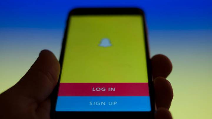 Snapchat发布了一个“丑陋”的更新后，用户删除了这款应用