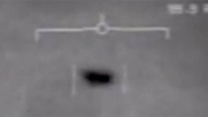 科学家声称Nimitz UFO可能一直在寻找水下的东西