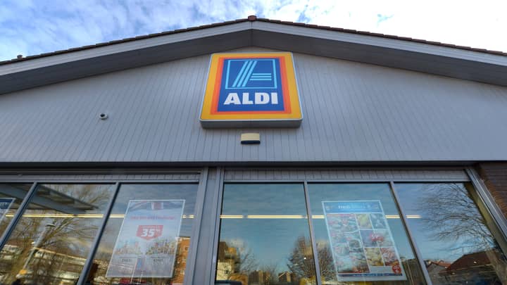 阿尔迪（Aldi）透露清晨购物者可以获得50％的食品折扣