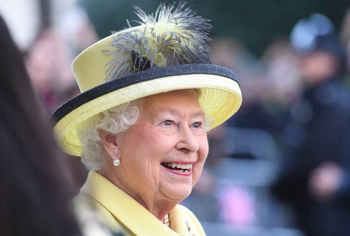 女王辞去25个慈善机构的赞助人